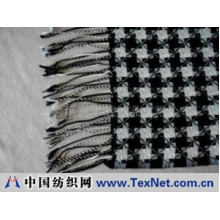 内蒙古雪绒花羊绒制品有限公司 -黑白围巾